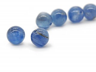 Two kyanite balls