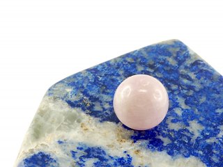 Kunzite - spheres. 10 mm, pink /1397s