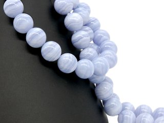 Chalcedony strand - spheres 18 mm lilac white, length 39.5 cm /2750