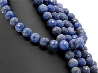 Boules de dumortierite percées et facettées en bleu