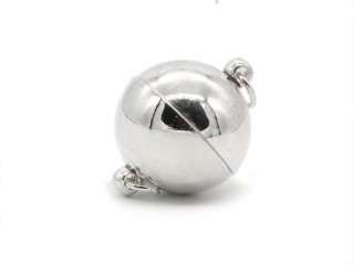 Magnetic jewellery clasps for necklaces