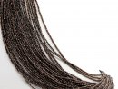 Petites rondelles dhématite percées et...