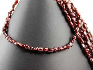 Garnet strand - natural cut 5x7 mm bordeaux red, length 40 cm /2179