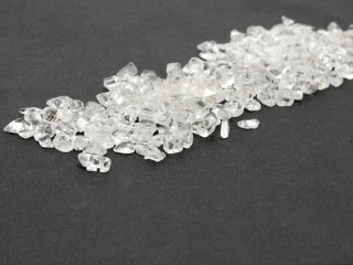 Loose, pierced rock crystal chips