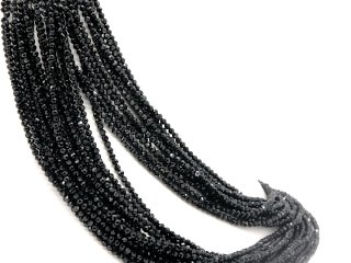 Perles de tourmaline noires à facettes