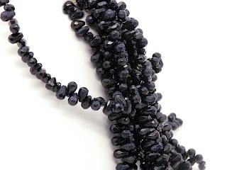 Glittering sandstone drops in purple