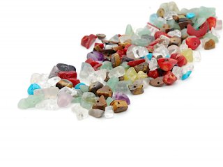 Chips de pierres précieuses percées colorées