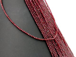 Garnet strand - faceted spheres 2.5 mm red, length 39 cm /1115