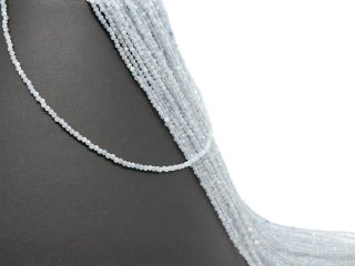 Hellblaue, durchbohrte, große Aquamarinperlen