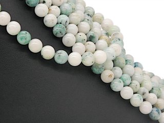 Perles de jaspe colorées et percées