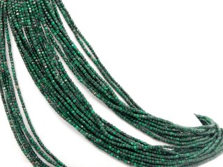 Cubes de malachite verte facettés pour la fabrication de bijoux