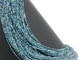 Boules dapatite bleues scintillantes