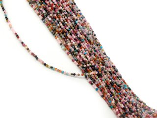 Pierres précieuses mélangées, multicolores, percées de facettes