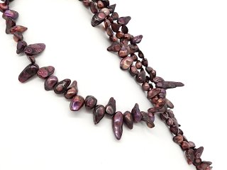 Iridescent, pierced biwa beads