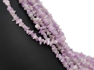 Lilafarbene Kunzitnuggets
