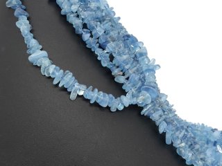 Hellblaue, durchbohrte Aquamarin-Nuggets