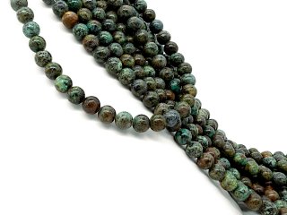 Blaugrüne, durchbohrte Türkisperlen