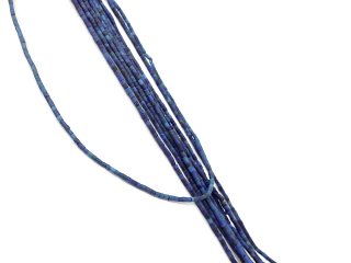 Durchbohrte Lapis-Zylinder in Blau