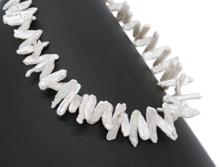 Perles Biwa plates, blanches et percées