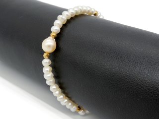 Edelsteinarmband aus Zuchtperlen und Hämatit