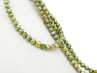 Perles de culture en forme de boutons verts, percées