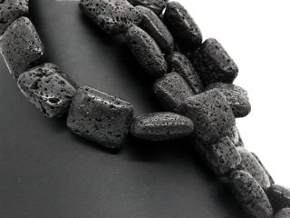 Durchbohrte, schwarze Lava-Kissen für Schmuck