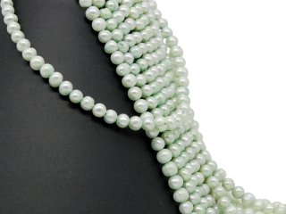 Cordon de perle de culture - baroque 7x8 mm vert, longueur 37 cm /7135