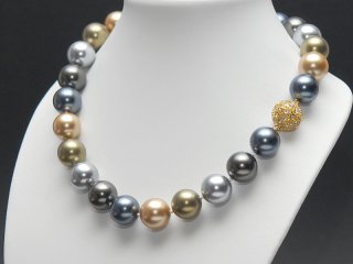9574/ Necklace - shell pearls, multicolor, 16 mm, golden-plated circonia-clasp