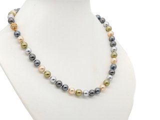 Dark necklace with dark shell beads and glitter clasp