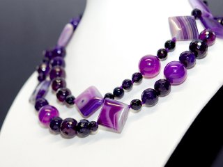 9788/ Necklace - agate, violet 90 cm