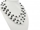Long necklace made from black onyx and white howlite