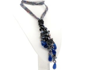 Halskette, dreireihig -  Onyx und blaue S&uuml;&szlig;wasserperlen /9907