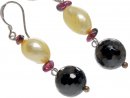 8575/ ear pendant - onyx, pearls and garnet