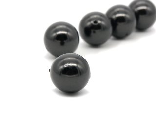 Black pierced shell pearl