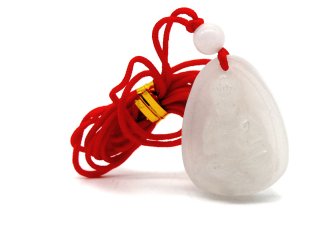 Buddhist figure jewellery pendant made of agate